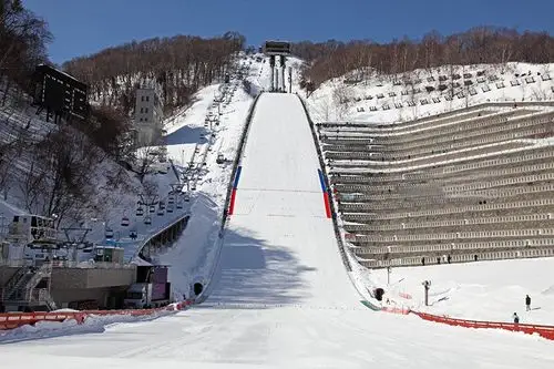 北海道大仓山跳台滑雪场