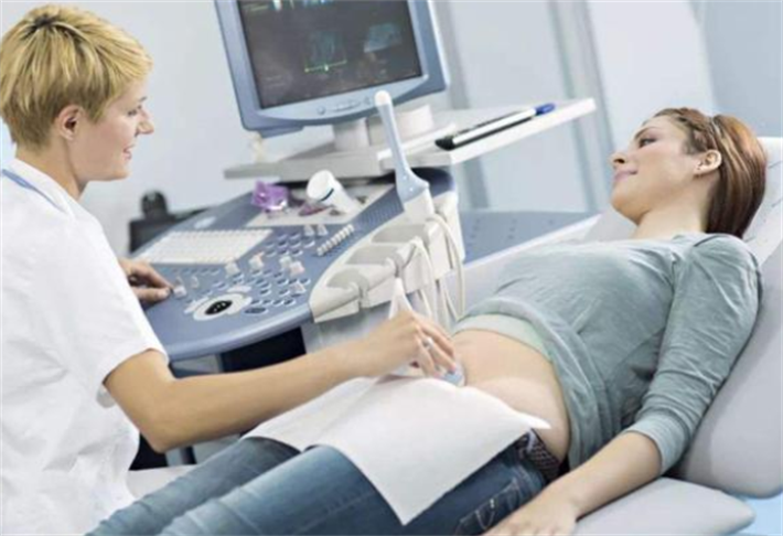 女性身体检查