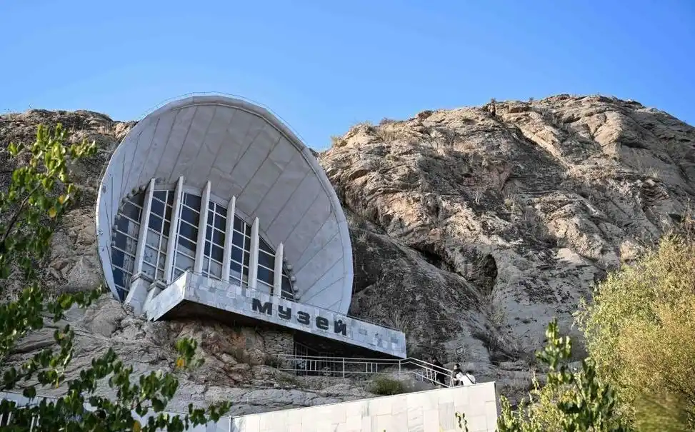 奥什的苏莱曼山